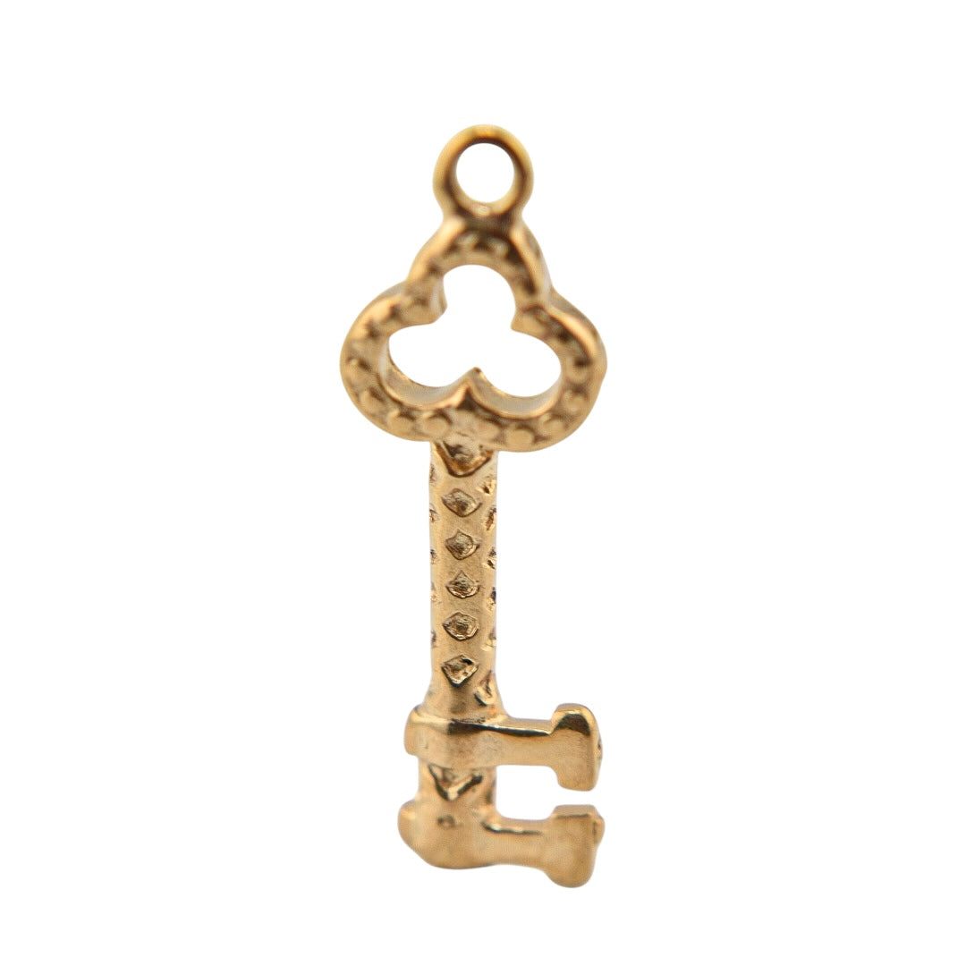 Vintage Clover Key Charm